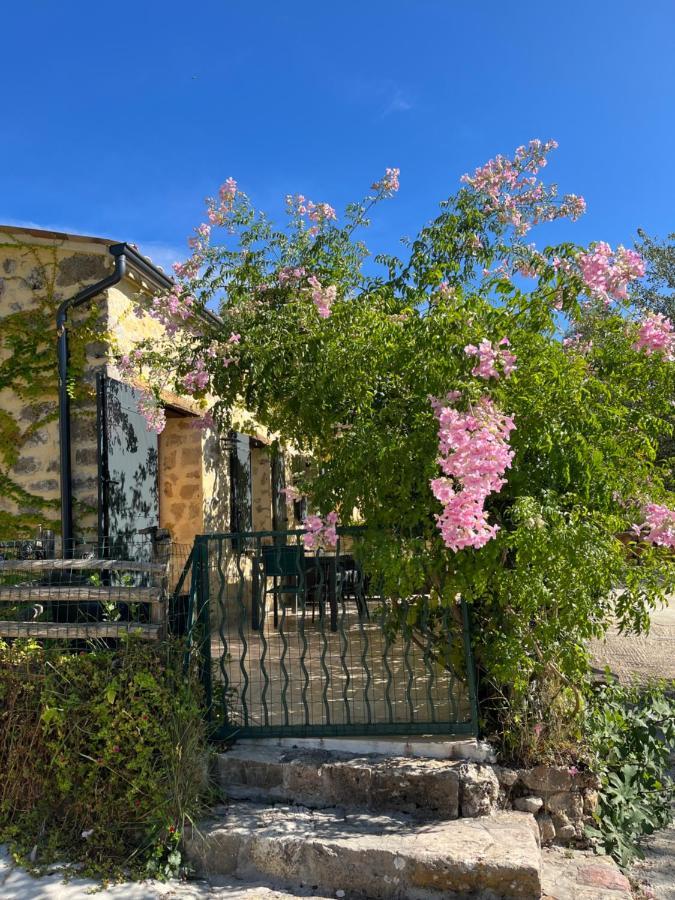 Holiday home Les Genets *